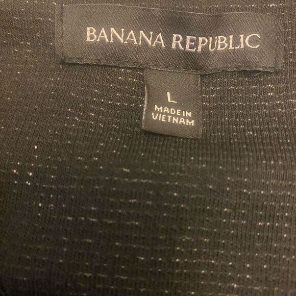 Banana Republic Textured Ruffle Sleeve Top – Size Large - Picture 9 of 11